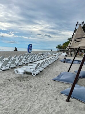 Beach - Gorgeous views of the Pacific Ocean A (Punta Chame)
