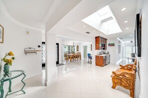Interior - Private Home! Large Open Backyard+Close 2 Beach! (Lighthouse Point)