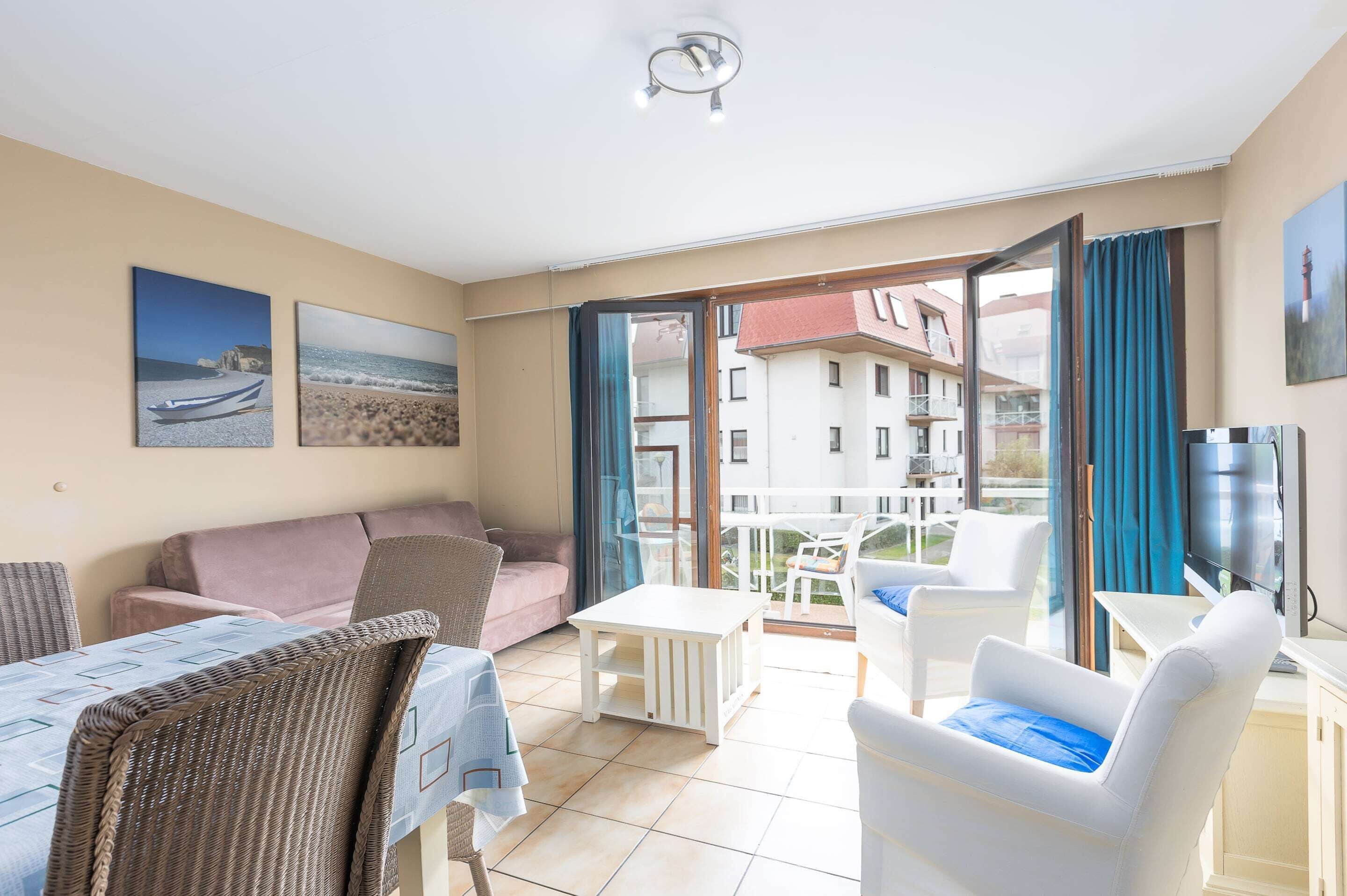 Apartment | Living area