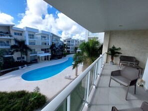 Pool - Beach Haven 1BDR Condo Paseo Playa Coral - 305 (Punta Cana)