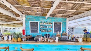 Bar (on property) - 2BDR Beach Access at Playa Turquesa Los Corales (PUNTA CANA)