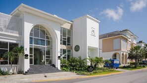 Exterior - Paradise 1BDR APT in front of Hard Rock Hotel (Punta Cana)