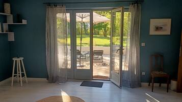 1 chambre, fer et planche Ă repasser, Wi-Fi, draps fournis