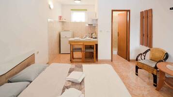 Studio (Studio am Meer mit Klimaanlage (ISTPU) | Private kitchen