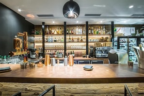 Bar (en la propiedad)