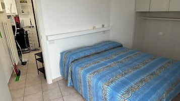 1 bedroom, iron/ironing board, bed sheets
