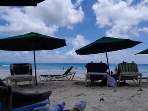 Beach - Budget Adventurer's Hut (Bridgetown)
