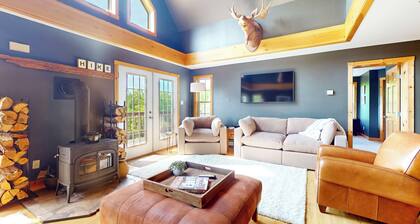 Sunset and Mountain View, Hot Tub. Sauna, Billiards, Sunday River, Grafton Notch