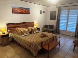 Free minibar, individually decorated, individually furnished - Oasis Des Corbières (Boutenac)