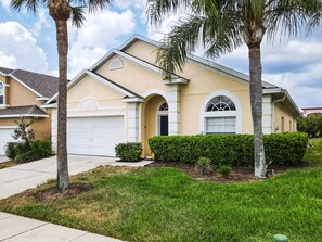 House, Accessible | 4 bedrooms - Pudge Vacation Pool SPA Home Near Disney (Clermont)