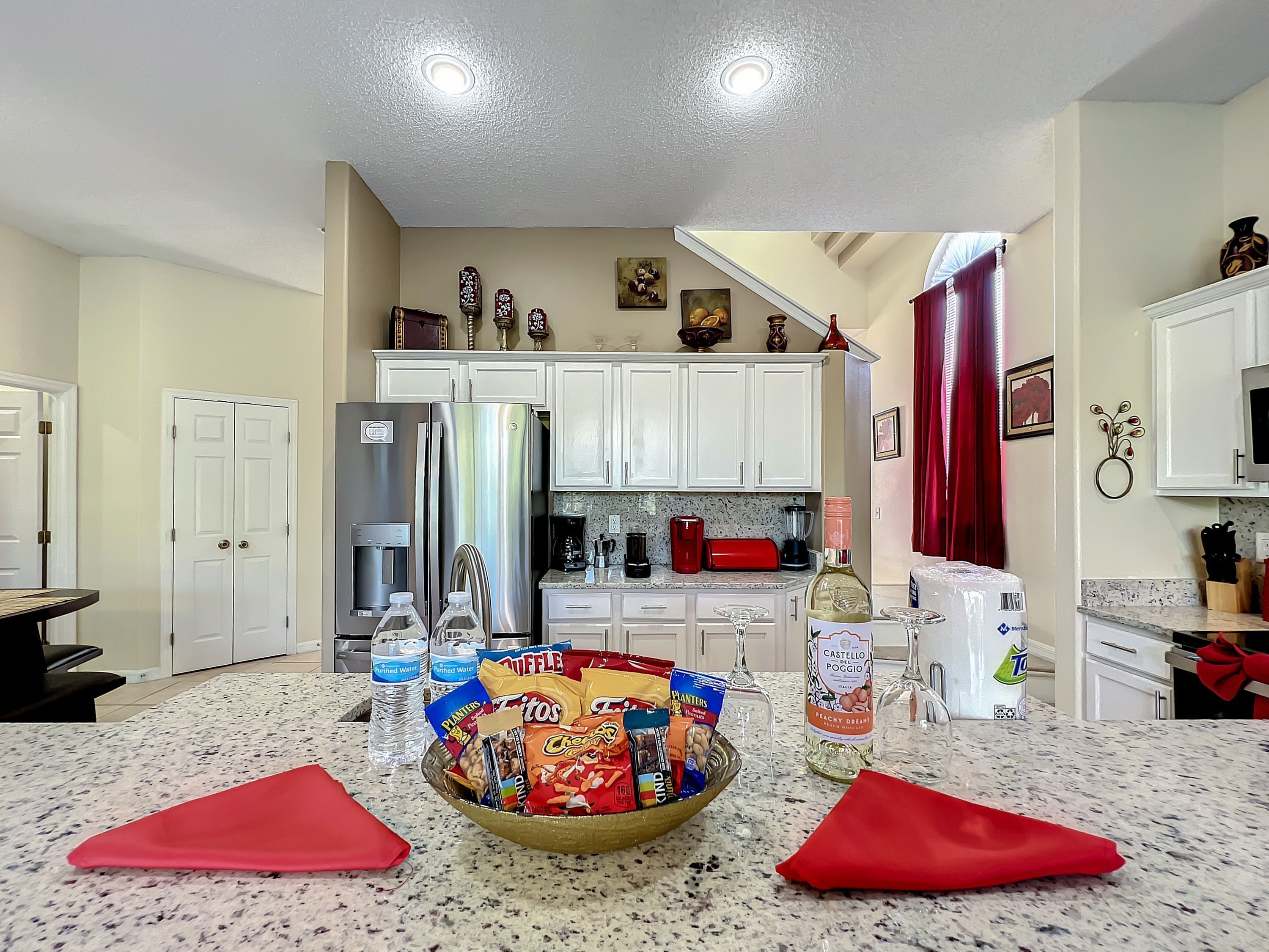 House, Accessible | 5 bedrooms, desk