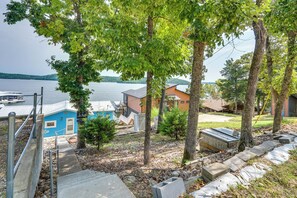 Property grounds - Pet-Friendly Lake of the Ozarks Gem! (Gravois Mills)