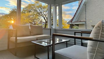 Luxury House, Garden View | Terrace/patio