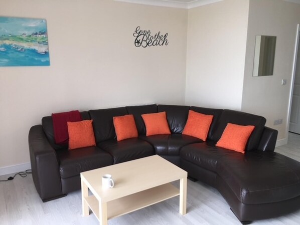 Apartment | Living area