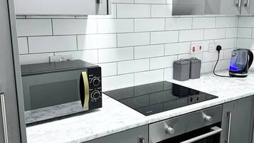 Fridge, microwave