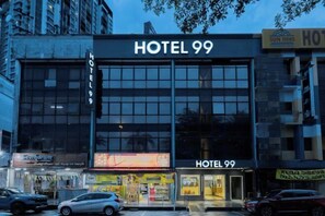 Exterior - Hotel 99 Seri Kembangan Serdang (Seri Kembangan)