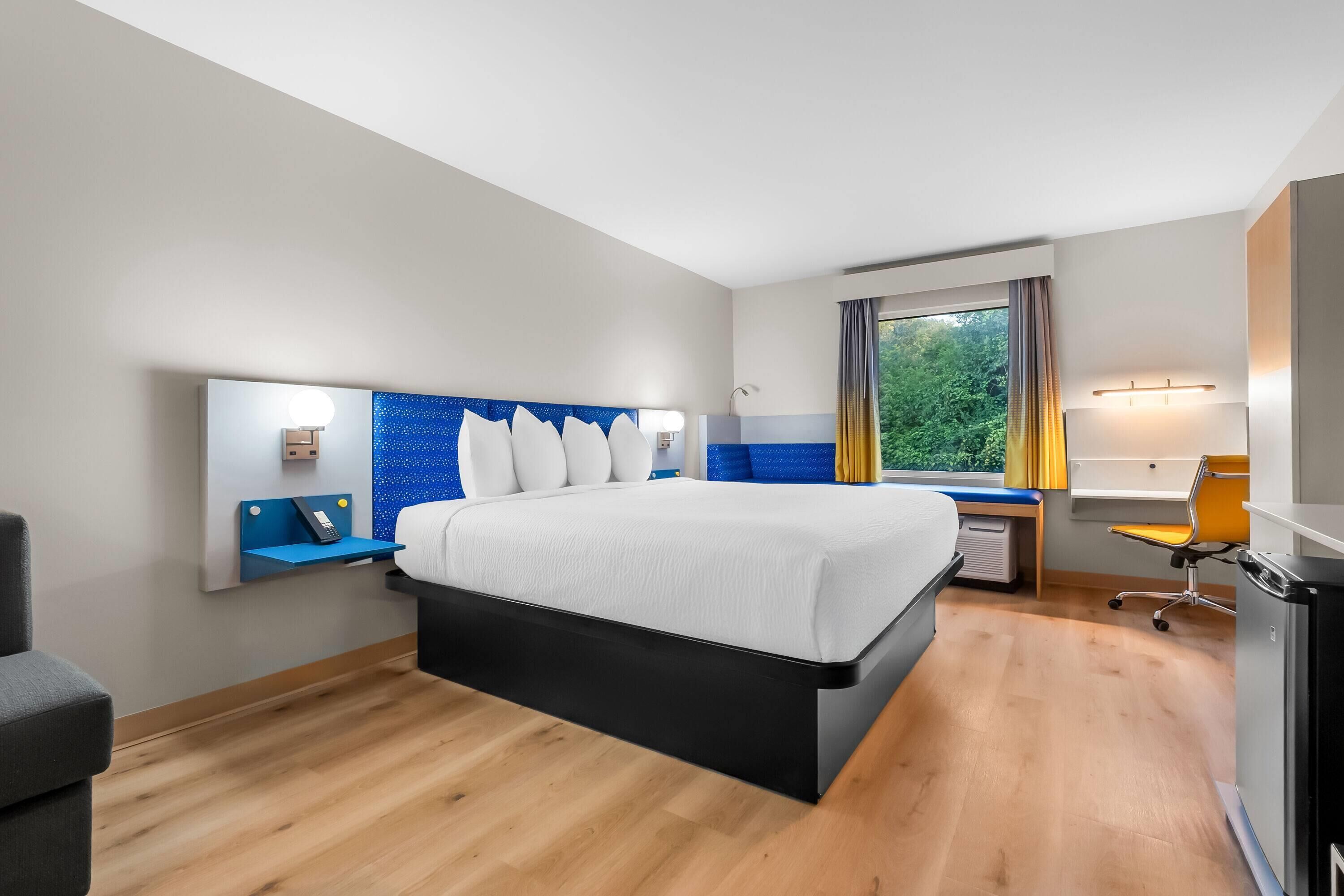 Premium bedding, pillowtop beds, in-room safe, individually decorated