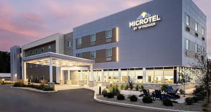 Microtel Inn & Suites by Wyndham Prattville Montgomery