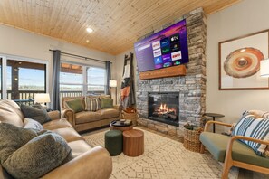 Smart TV, fireplace, video games