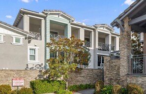 Exterior - 4BR Beach Condo I Heat & AC I Private Balconies I 2-car garage in the Village (Carlsbad)