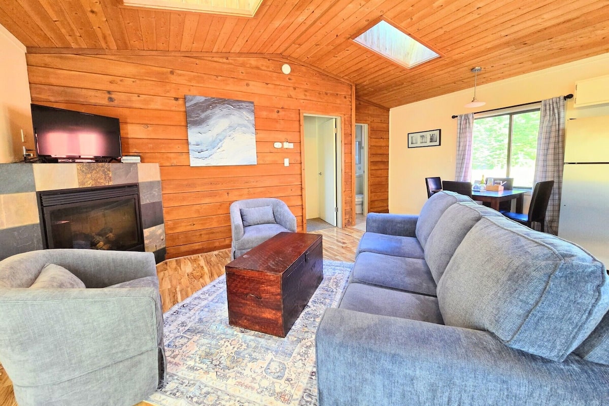 Stuga Classic - havsutsikt | 1 sovrum, gratis wi-fi och sÀngklÀder