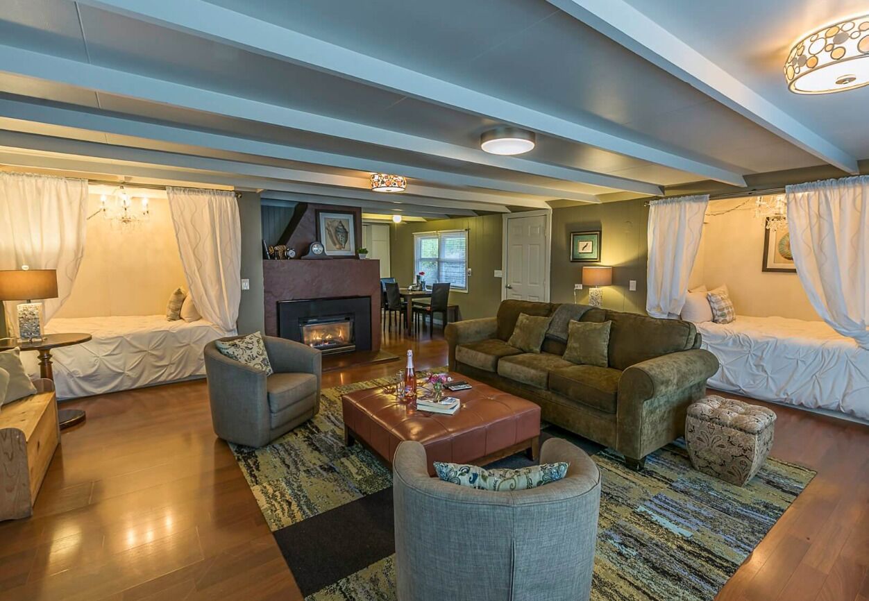 Family Cottage, Ocean View | Living area