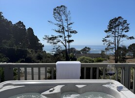 Family Cottage, Ocean View | 1 bedroom, individually furnished, free WiFi, bed sheets