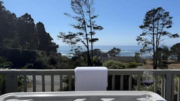Familien-Ferienhaus, Meerblick | Terrasse/Patio