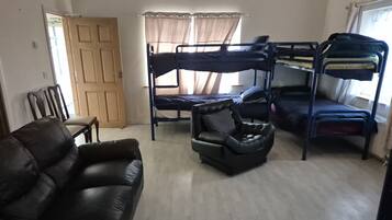 Ferienhaus | 15 Schlafzimmer, kostenloses WLAN, Bettwäsche