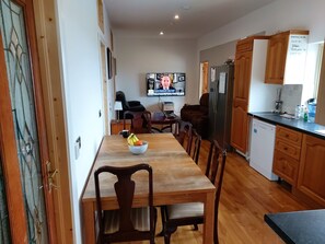Dining - Gorteen Retreat - Spacious House With 30 Bedrooms (Gorteen)