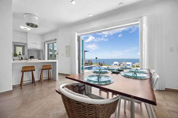 Vil·la Deluxe, vistes a l'oceà | Menjador