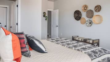 6 bedrooms, WiFi, bed sheets