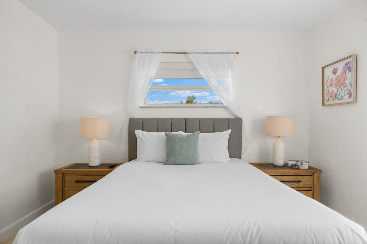 Deluxe Apartment 1 Bedroom | 2 bedrooms, free WiFi