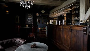 Bar (en la propiedad)