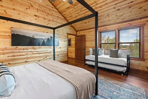 6 habitaciones, tabla de planchar con plancha y cuna de viaje 