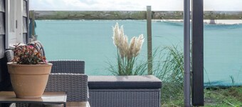 Unique wooden cabin close to beach with private garden