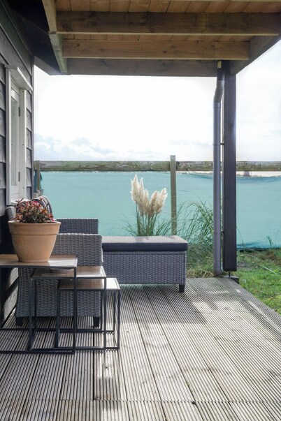 Unique wooden cabin close to beach with private garden
