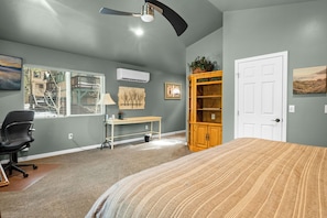 3 habitaciones, decoración personalizada y muebles diferentes