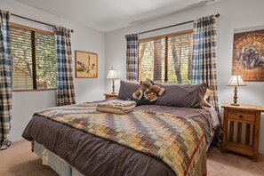 4 habitaciones, decoración personalizada y muebles diferentes