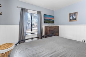 Casa, várias camas, banheira de imersão, vista para a montanha | 4 quartos, individualmente decorados, individualmente mobiliados