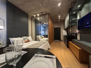 Business Apartment | 1 bedroom, laptop workspace, iron/ironing board, free WiFi