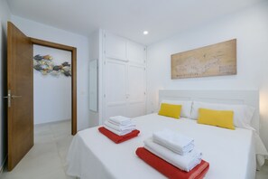 2 Schlafzimmer, Zimmersafe, Bügeleisen/Bügelbrett, kostenloses WLAN