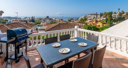 Stunning View, 2 Terraces, Close to Beach & Restaurants