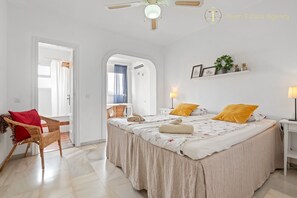 4 camere, ferro/asse da stiro, Wi-Fi gratuito, lenzuola