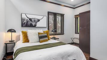 1 bedroom, desk, iron/ironing board, free WiFi