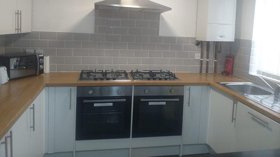 Liverpool 3-bed House - Near City Center