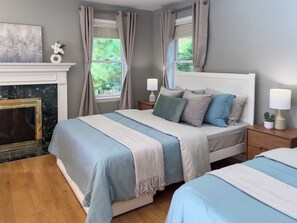 1 habitación, tabla de planchar con plancha, wifi gratis y ropa de cama 