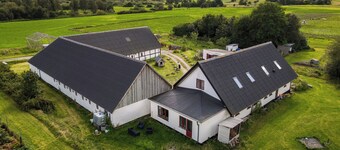 3-bedroom house on a farm with animals