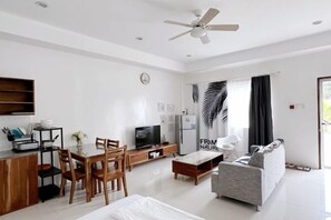 Room - 1949 Dreamy Home (Panglao Municipality)