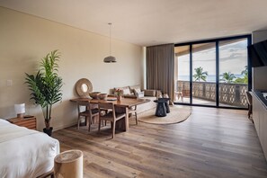 Luxury Studio Suite, Beach View | Living area | 35-inch flat-screen TV with digital channels - Wave House (Chiltiupan)